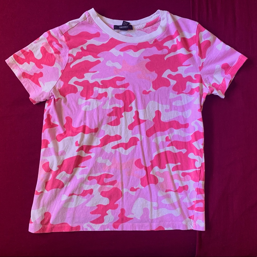 Forever 21 pink camo print crop top